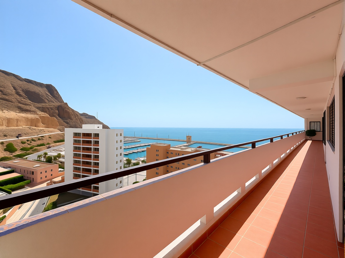 Apartamento em primeira linha de praia em Roquetas de Mar — Terraço mar