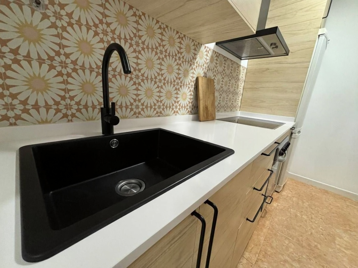 Apartamento em primeira linha de praia em Roquetas de Mar — Casa banho