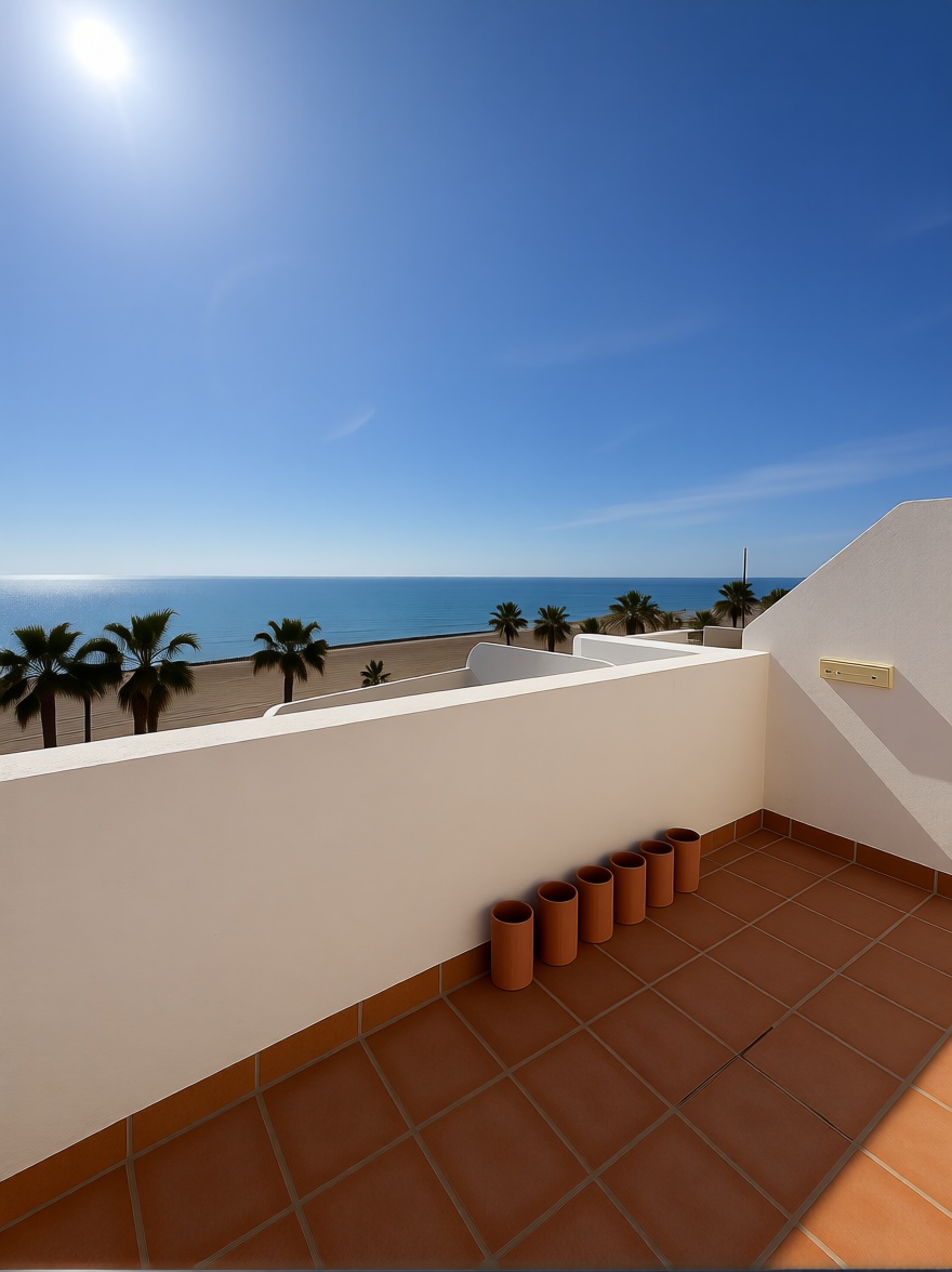 Duplex en première ligne de plage à Roquetas de Mar