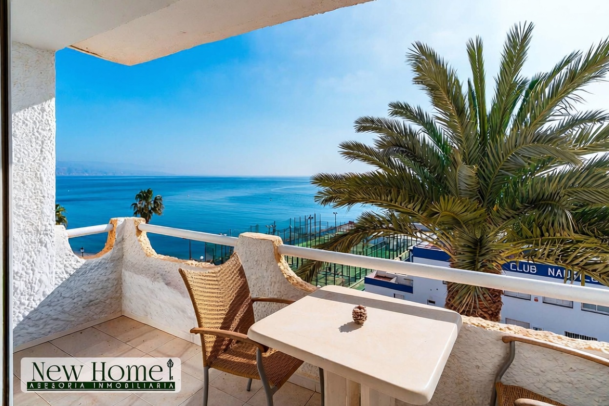 Appartement en première ligne de plage à Roquetas de Mar