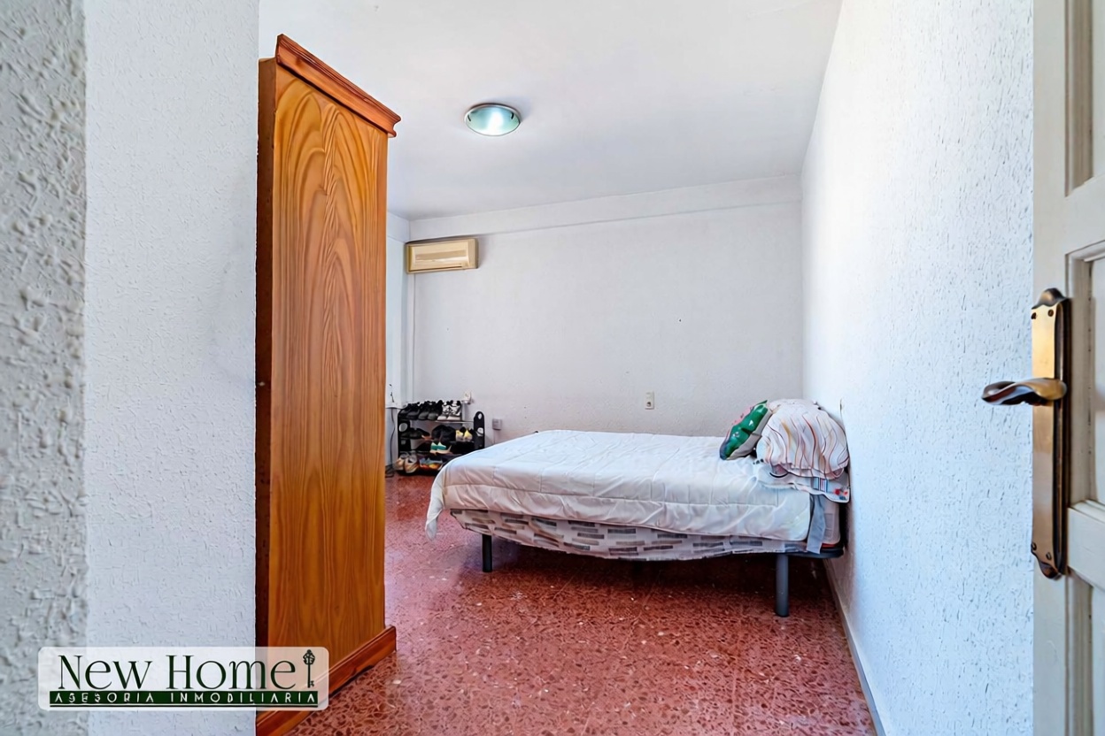 Apartamento em primeira linha de praia em Roquetas de Mar — Quarto