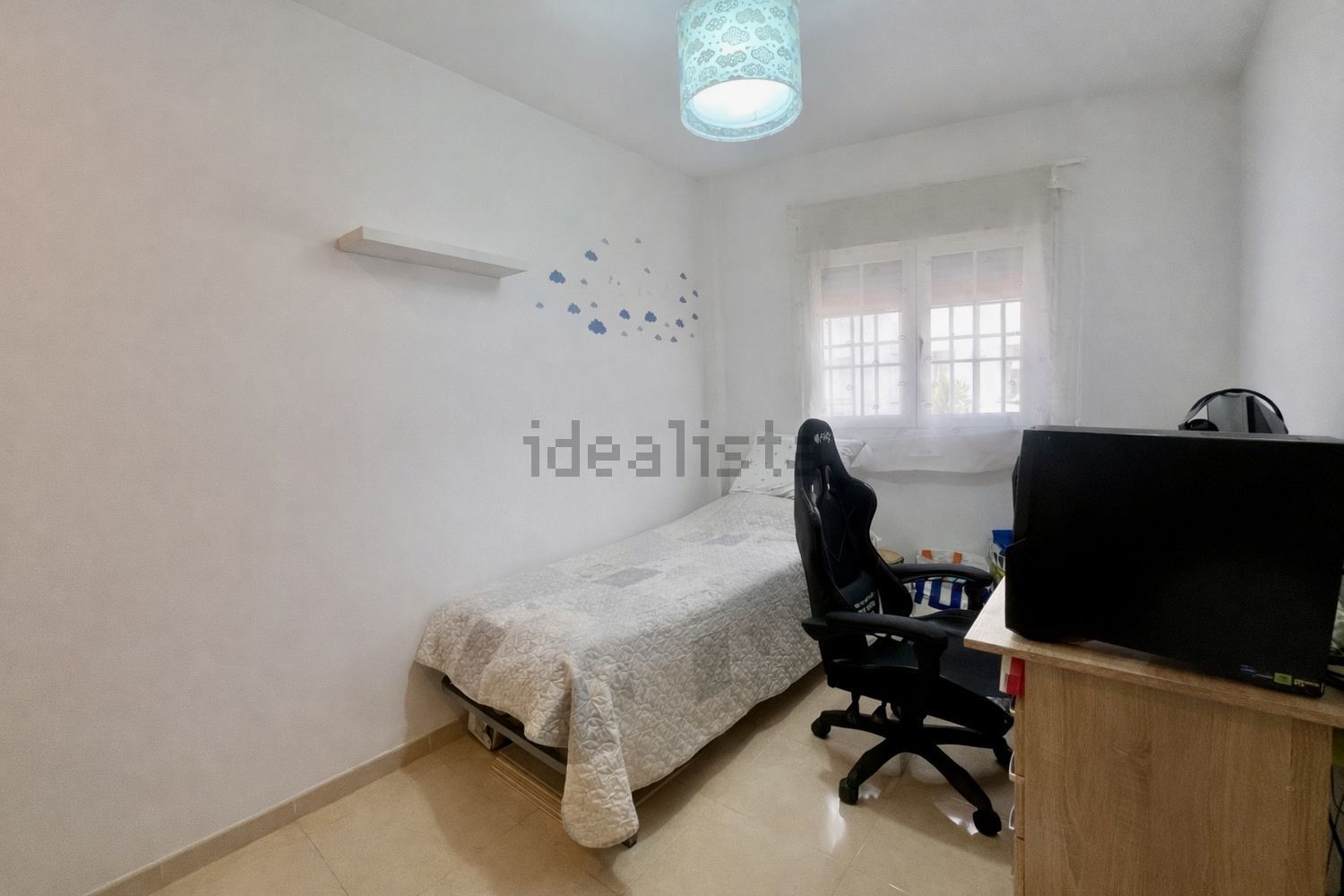Wohnung zum Verkauf in direkter Strandlage in Roquetas de Mar