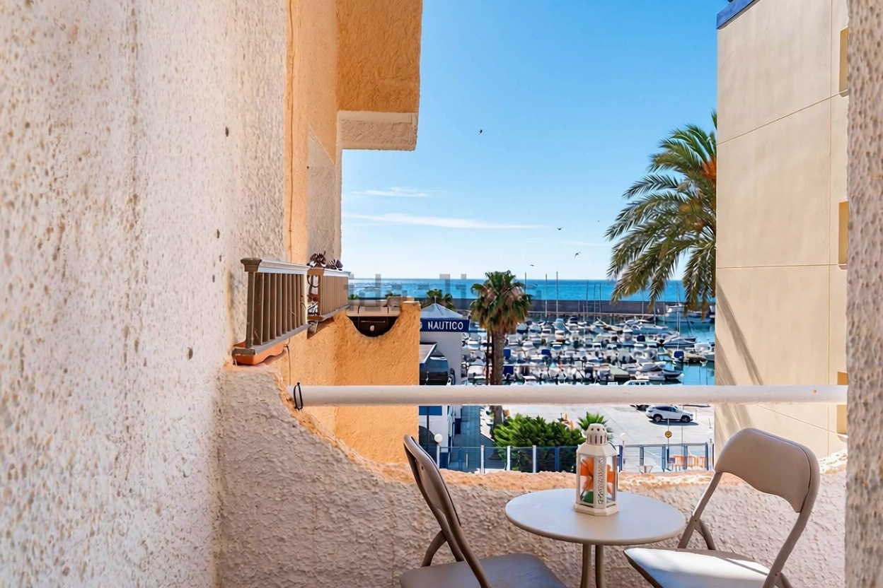 Appartement en première ligne de plage à Roquetas de Mar