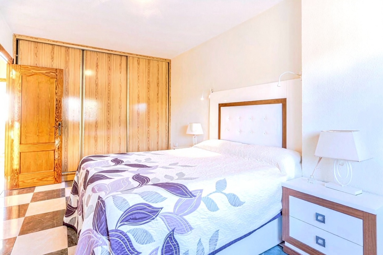 Chalet avec accès direct à la plage à Albuñol — Chambre