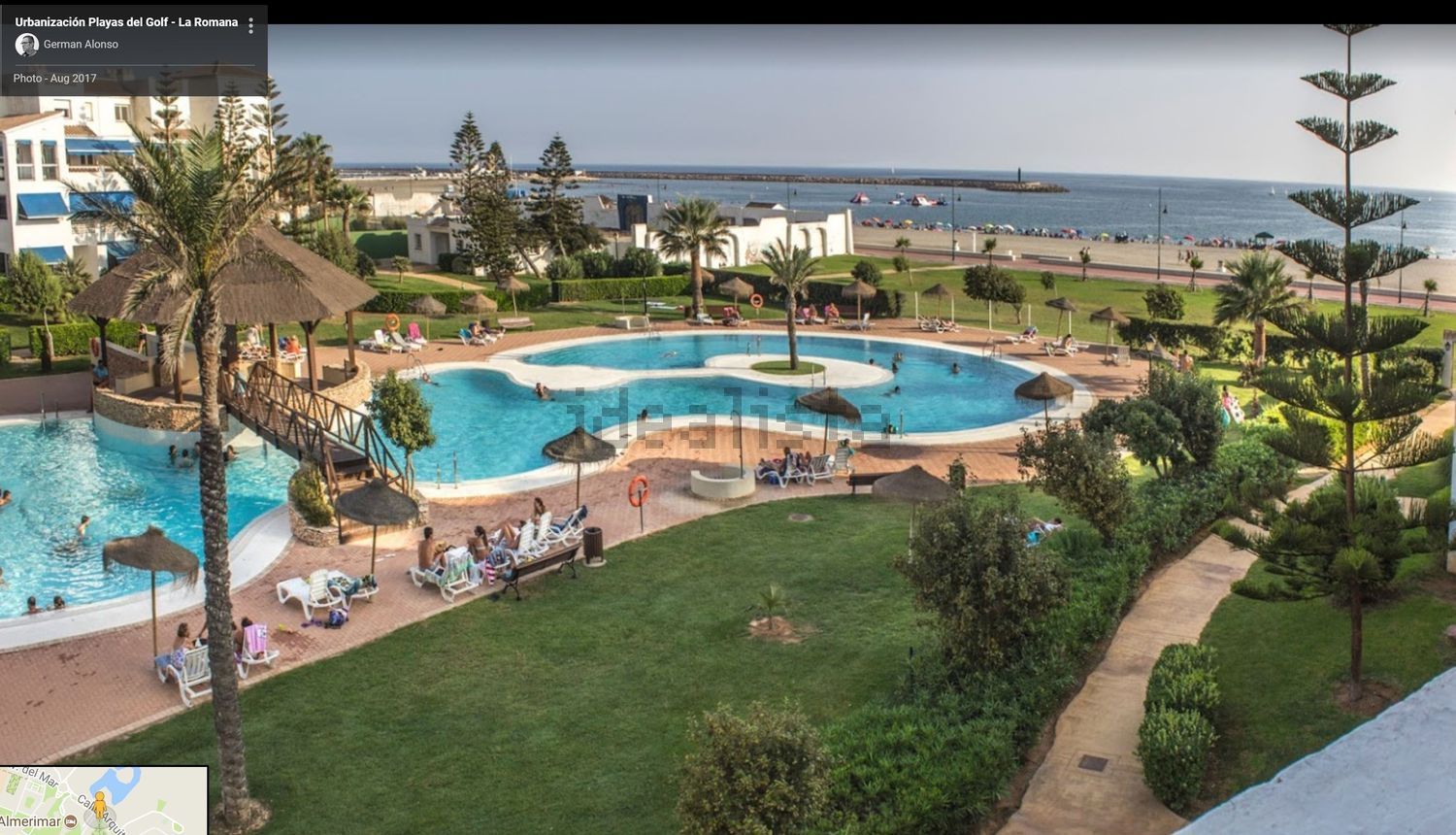 Duplex en première ligne de plage à El Ejido — Piscine