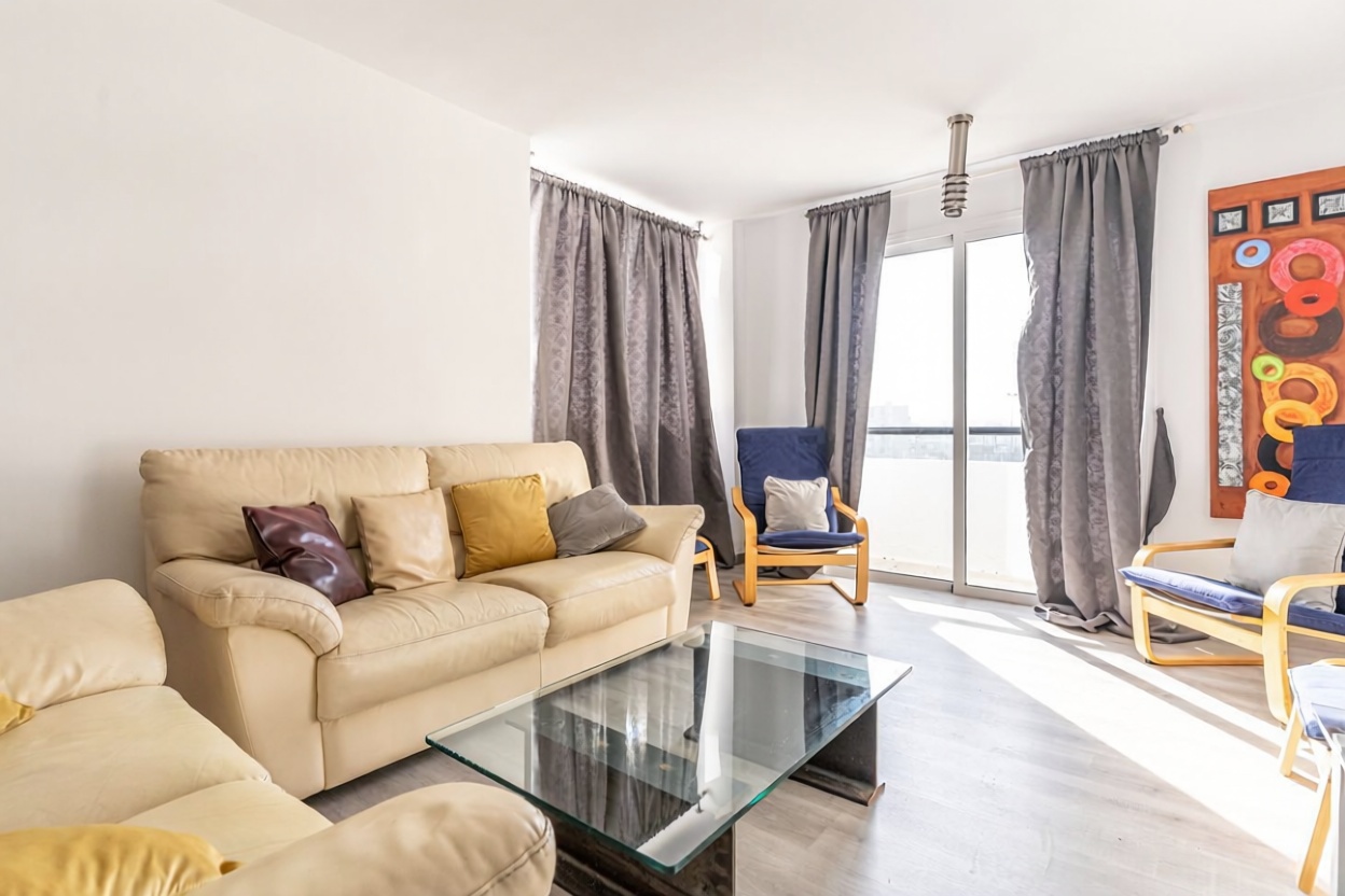 Duplex en première ligne de plage à El Ejido — Séjour