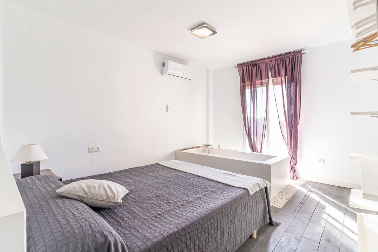 Duplex en première ligne de plage à El Ejido — Chambre