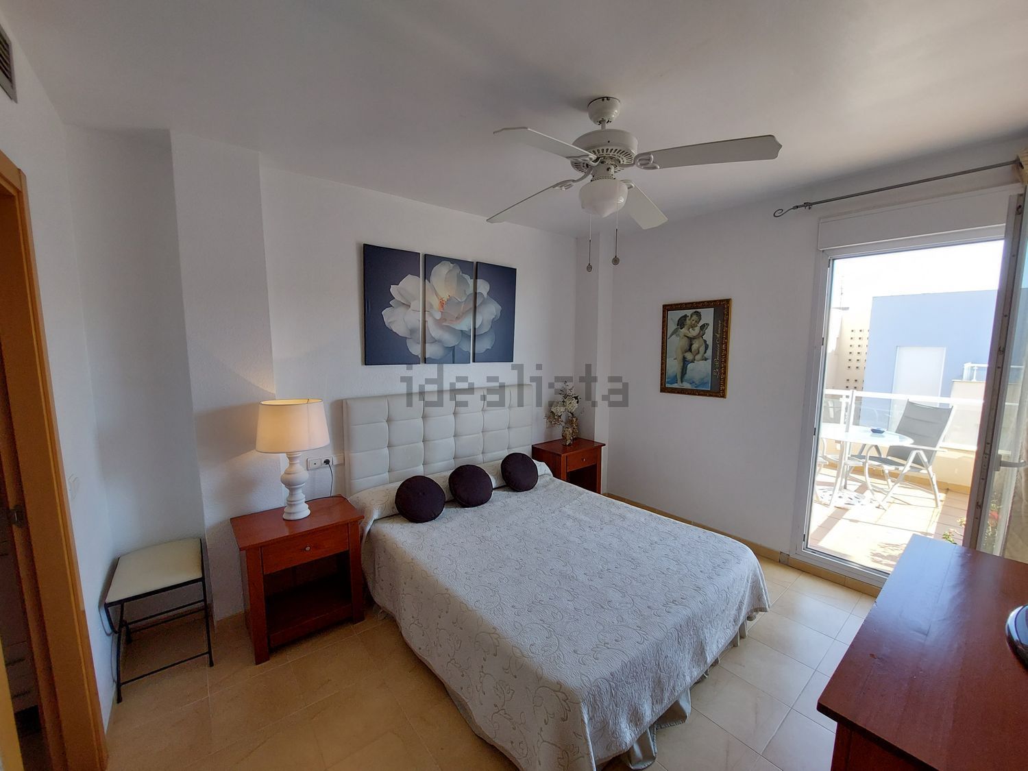 Duplex en première ligne de plage à El Ejido — Chambre
