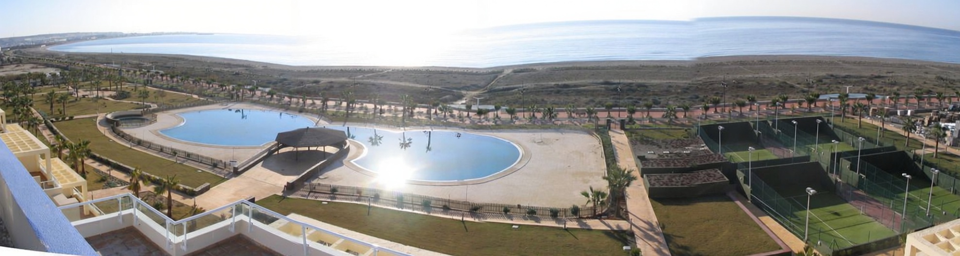 Duplex en première ligne de plage à El Ejido — Vue mer