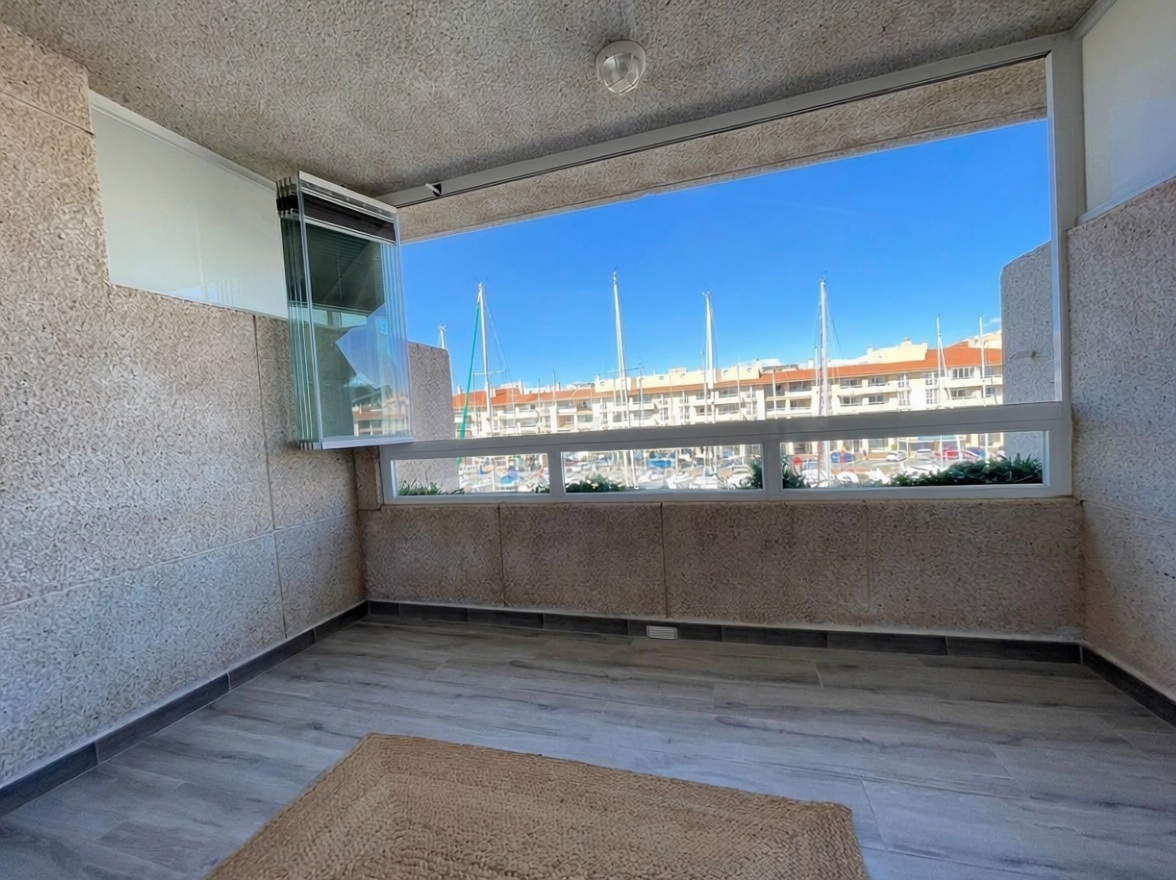 Apartamento em primeira linha de praia em El Ejido — Terraço mar