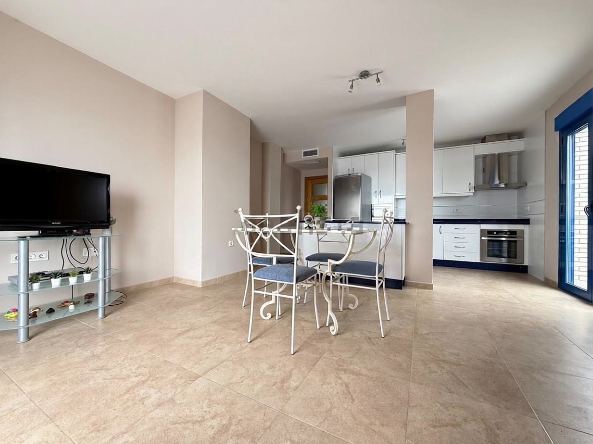 Appartement en attique en première ligne de mer à El Ejido — Cuisine