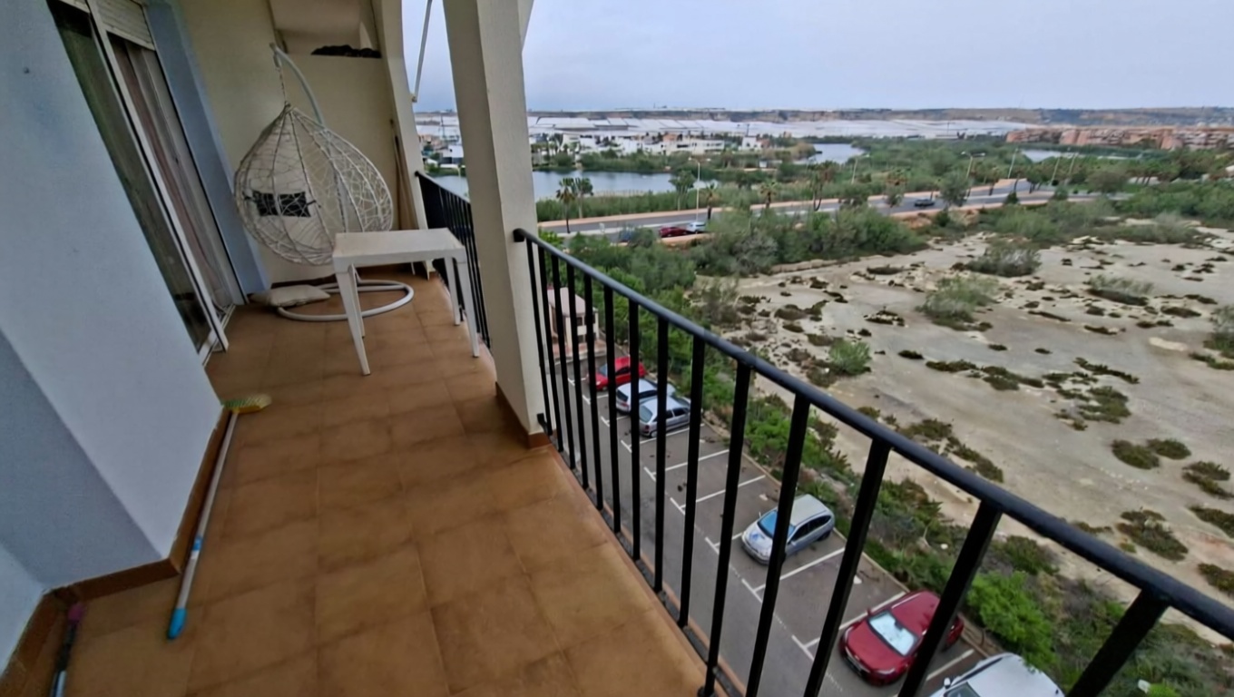 Apartamento em primeira linha de praia em El Ejido — Terraço mar