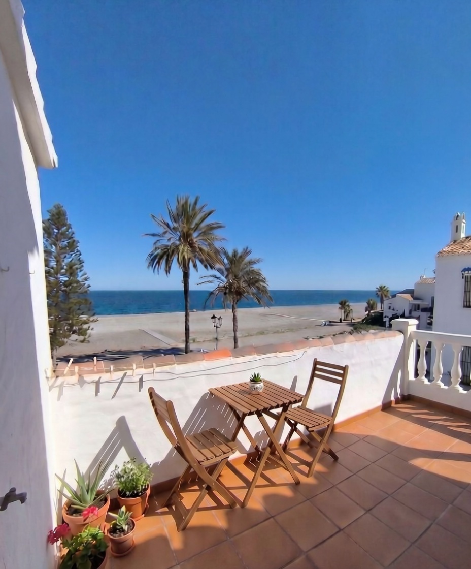 Chalet avec accès direct à la plage à Motril — Terrasse mer