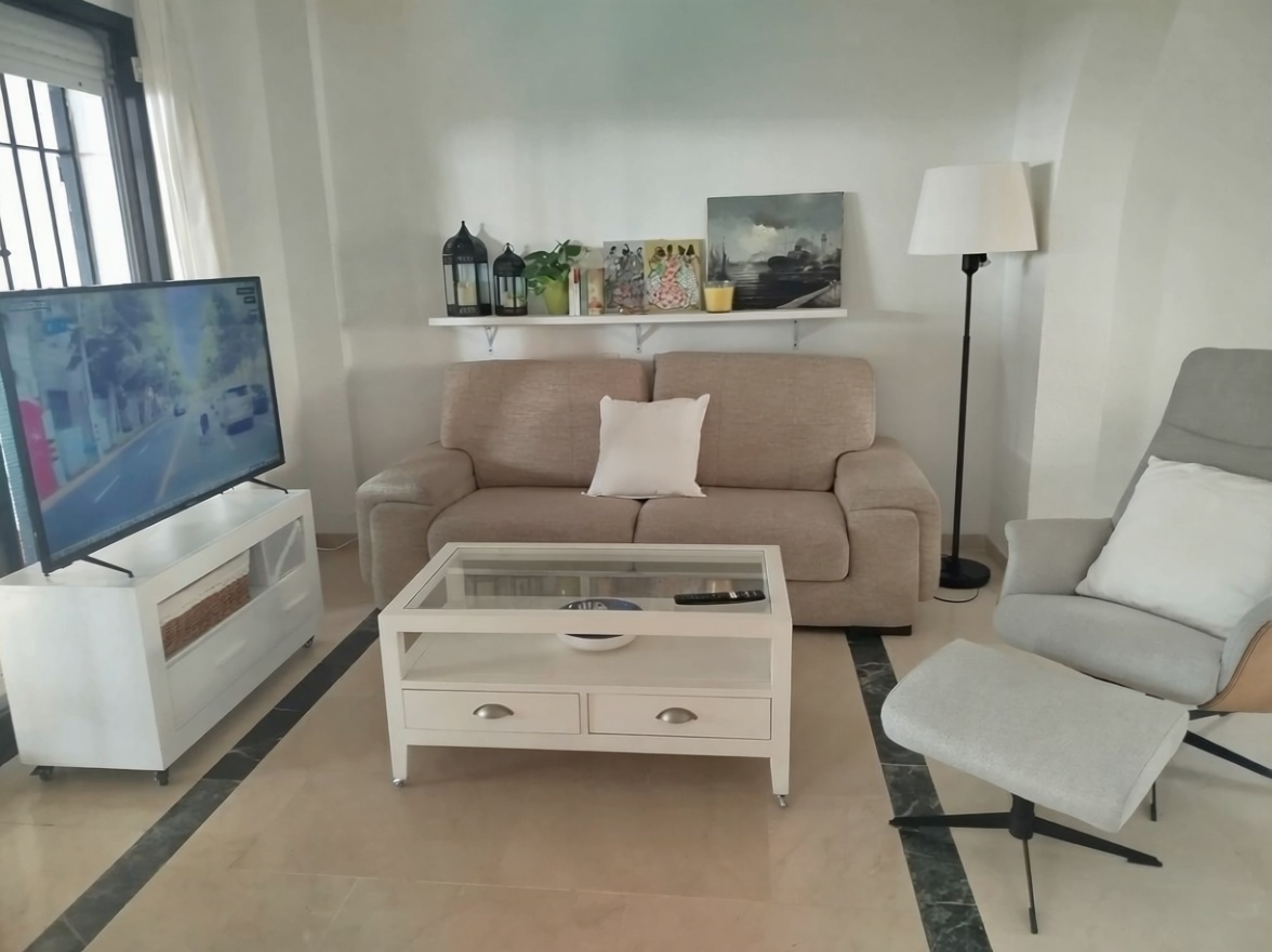 Chalet avec accès direct à la plage à Motril — Séjour