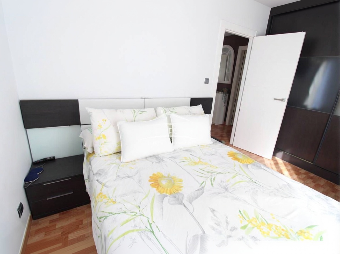 Chalet avec accès direct à la plage à Torrevieja — Chambre