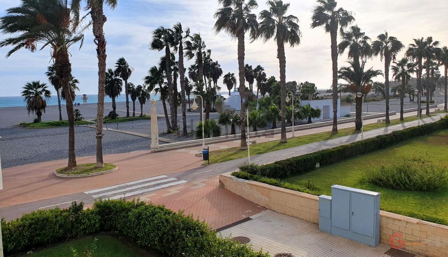 Flat for sale frontline beach in Motril