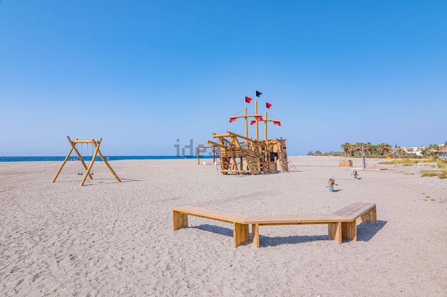 Flat for sale frontline beach in Motril