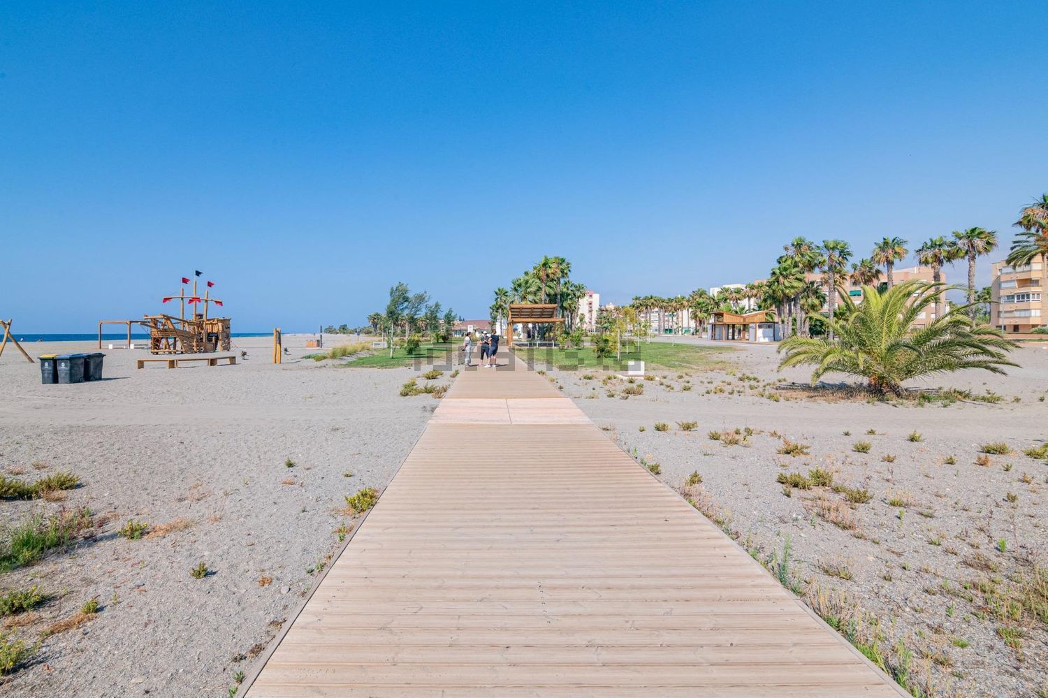 Flat for sale frontline beach in Motril