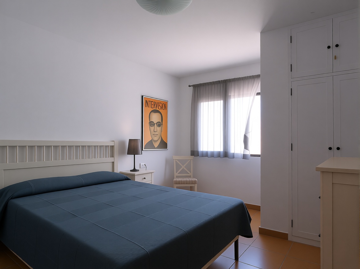 Appartement en première ligne de plage à Salobreña — Chambre