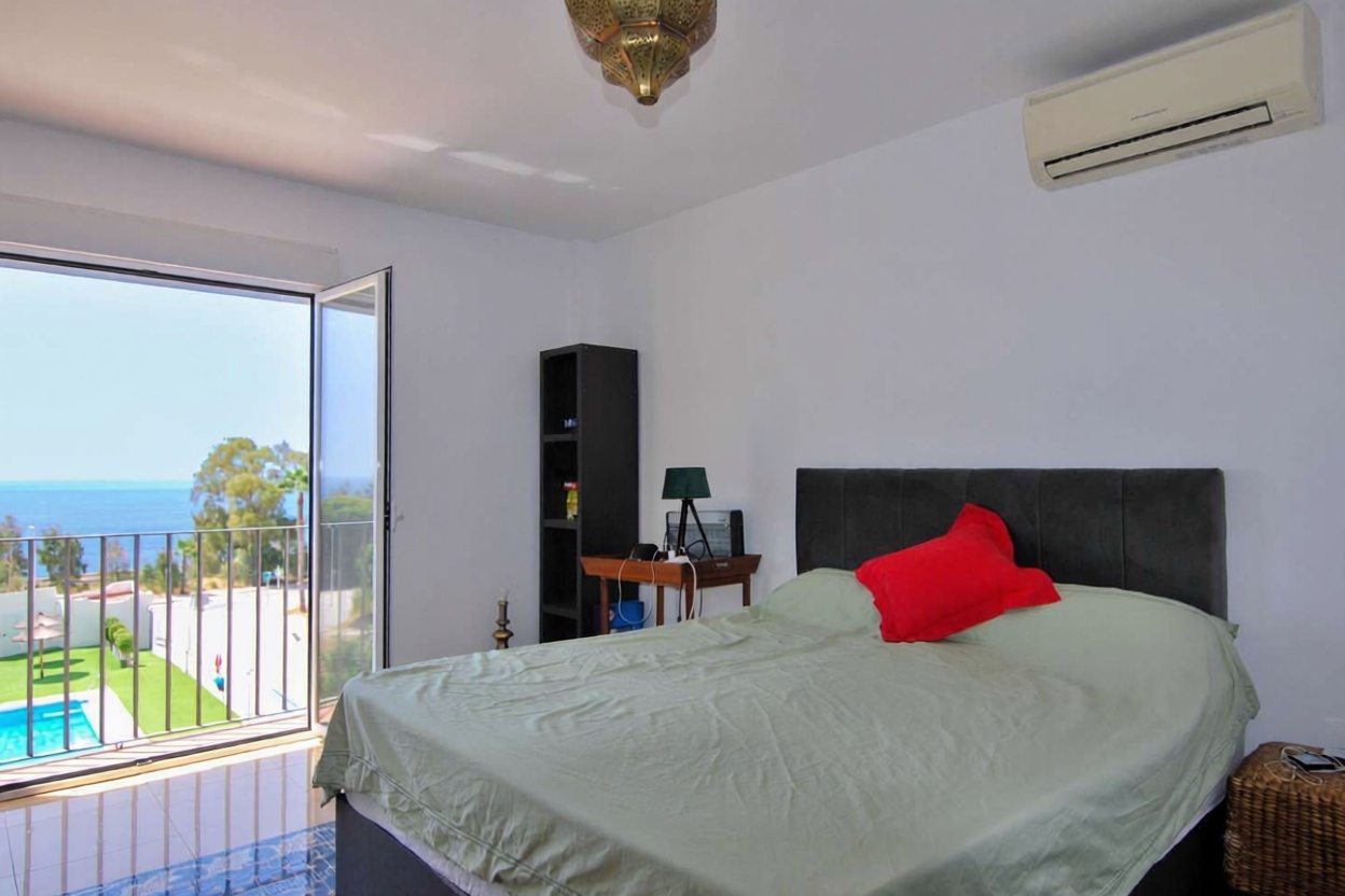 Chalet com acesso direto à praia em Salobreña — Quarto