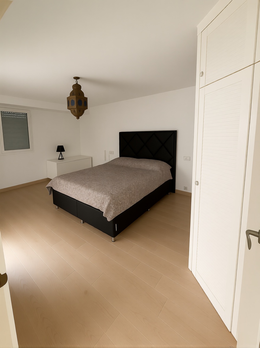 Chalet avec accès direct à la plage à Salobreña — Chambre