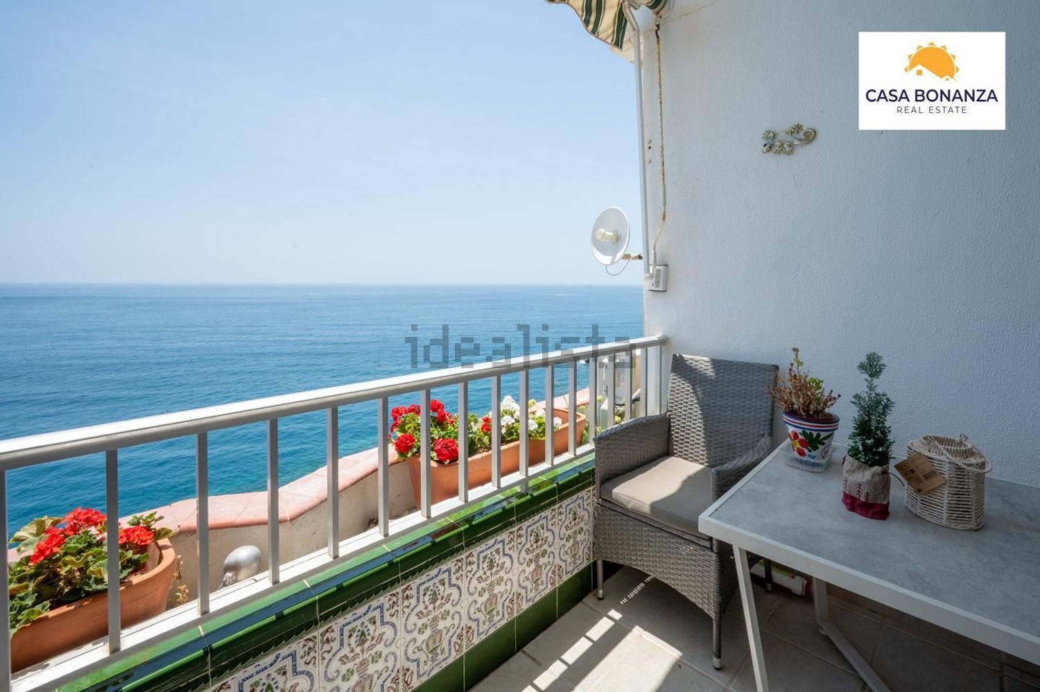 Piso en venta en primera línea de playa en Almuñécar