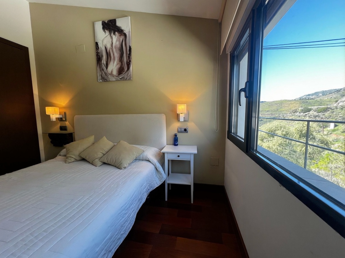 Chalet avec accès direct à la plage à Almuñécar — Chambre