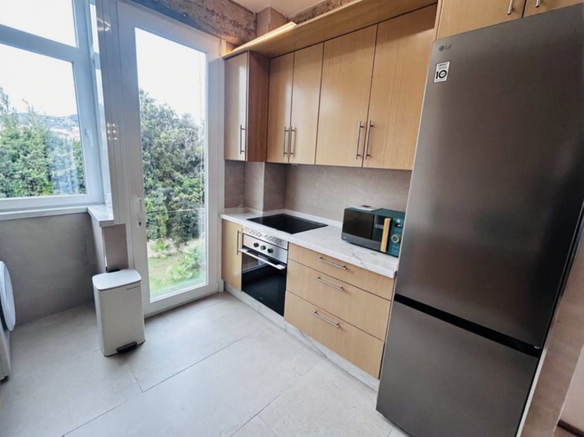 Beachfront flat in Almuñécar — Kitchen