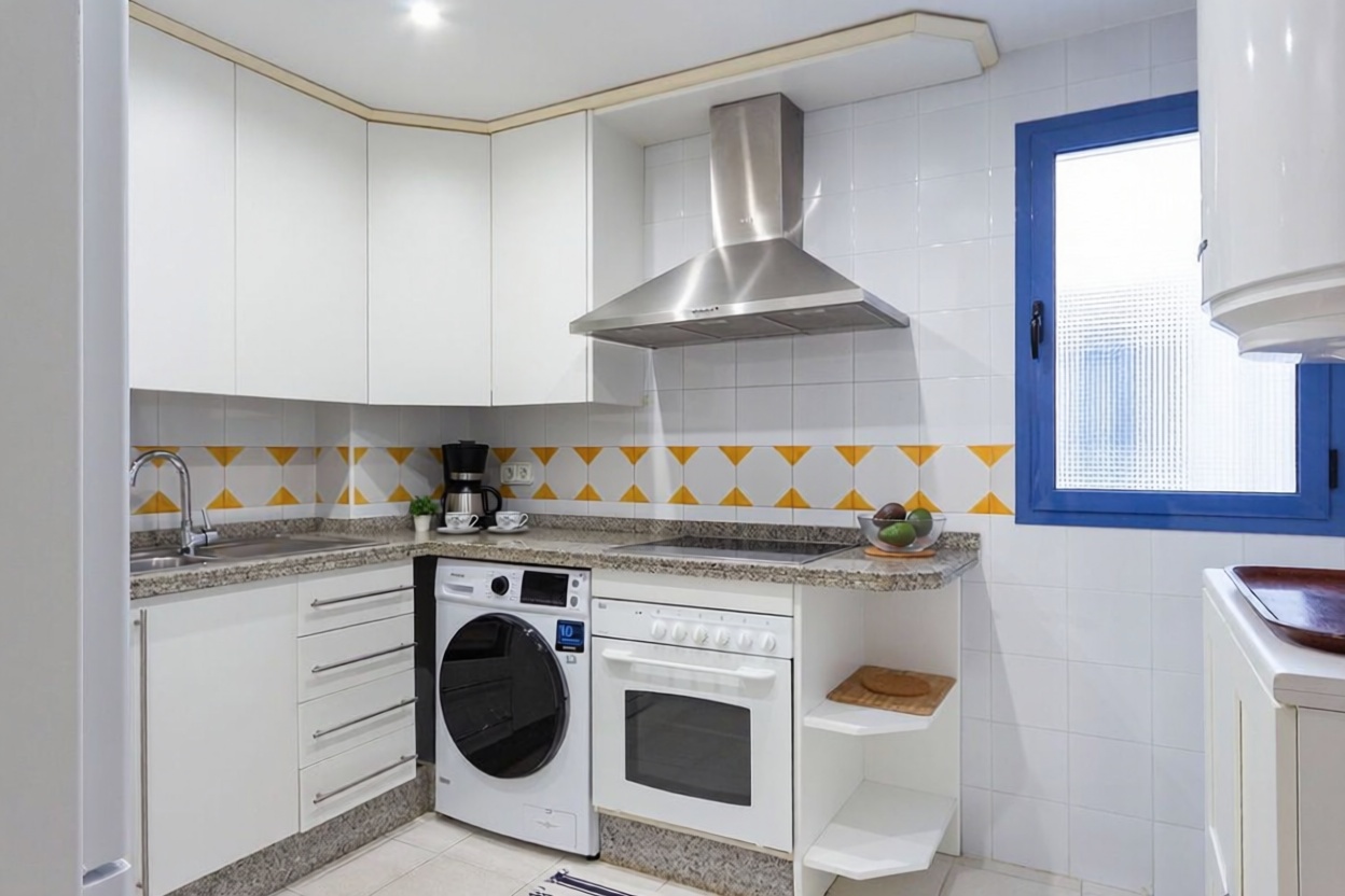 Appartement en première ligne de plage à Almuñécar — Cuisine