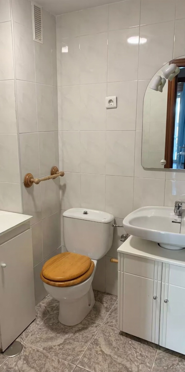 Apartamento em primeira linha de praia em Almuñécar — Casa banho