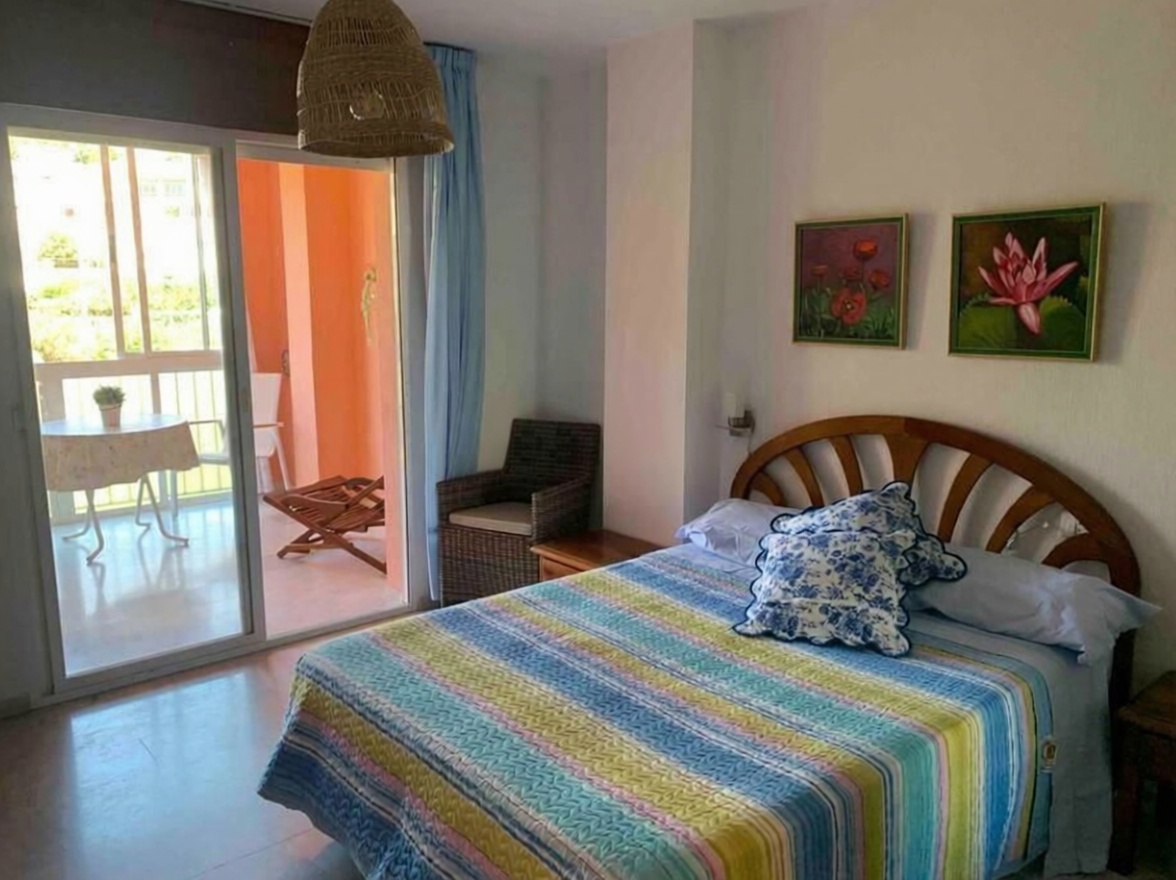 Apartamento em primeira linha de praia em Almuñécar — Quarto