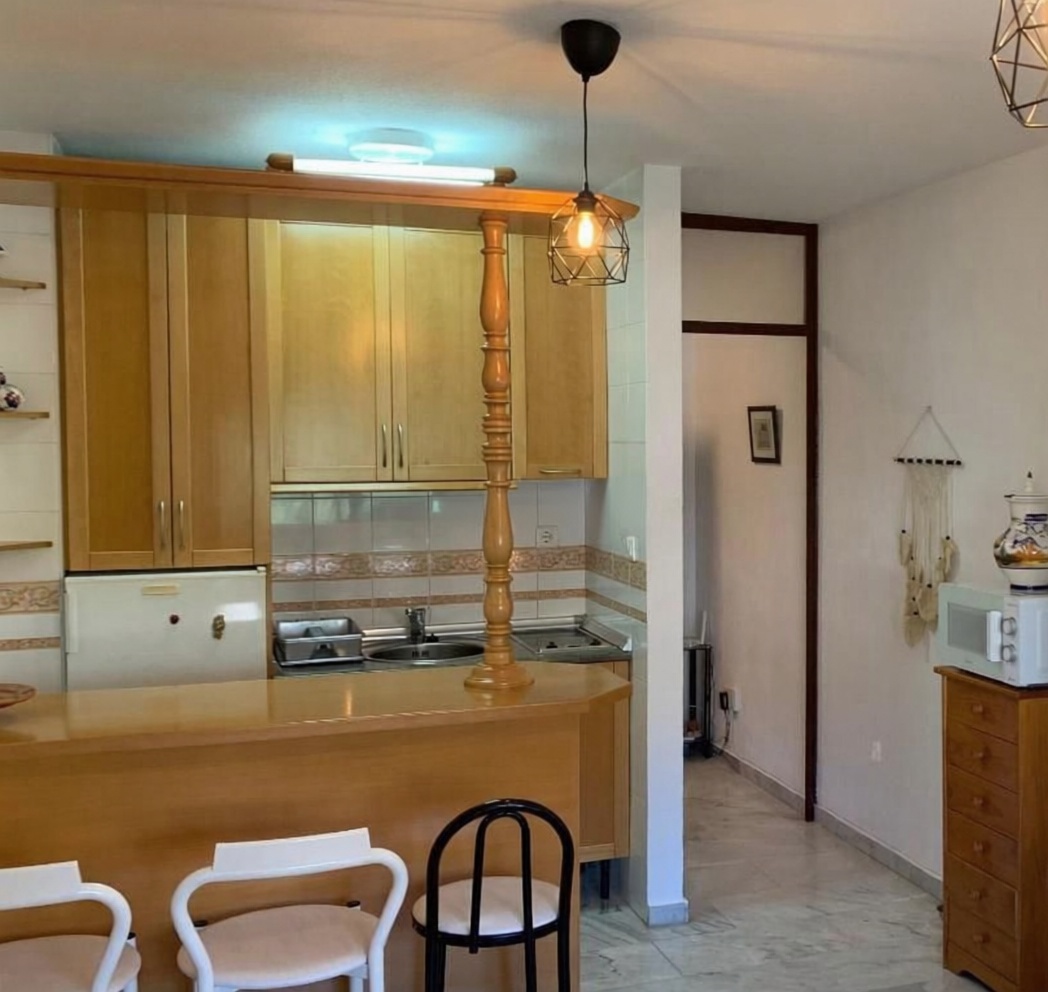 Apartamento em primeira linha de praia em Almuñécar — Cozinha