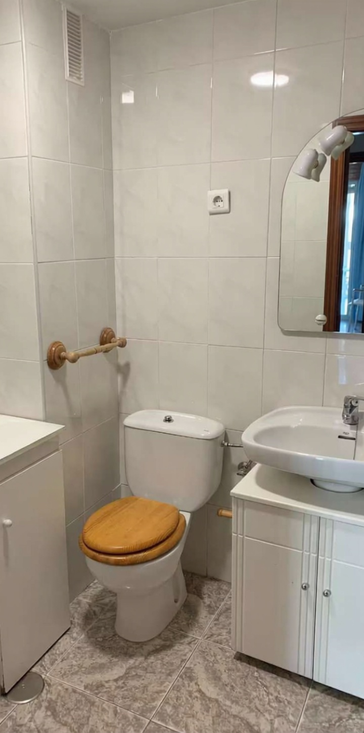 Apartamento em primeira linha de praia em Almuñécar — Casa banho