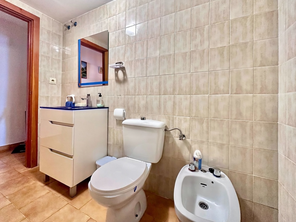 Apartamento em primeira linha de praia em Almuñécar — Quarto