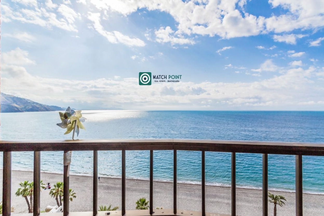 Apartamento em primeira linha de praia em Almuñécar — Terraço mar