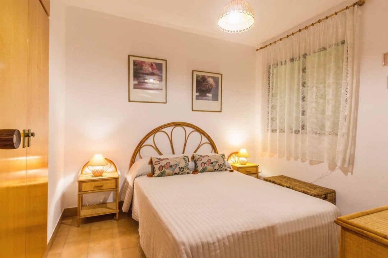 Apartamento em primeira linha de praia em Almuñécar — Quarto