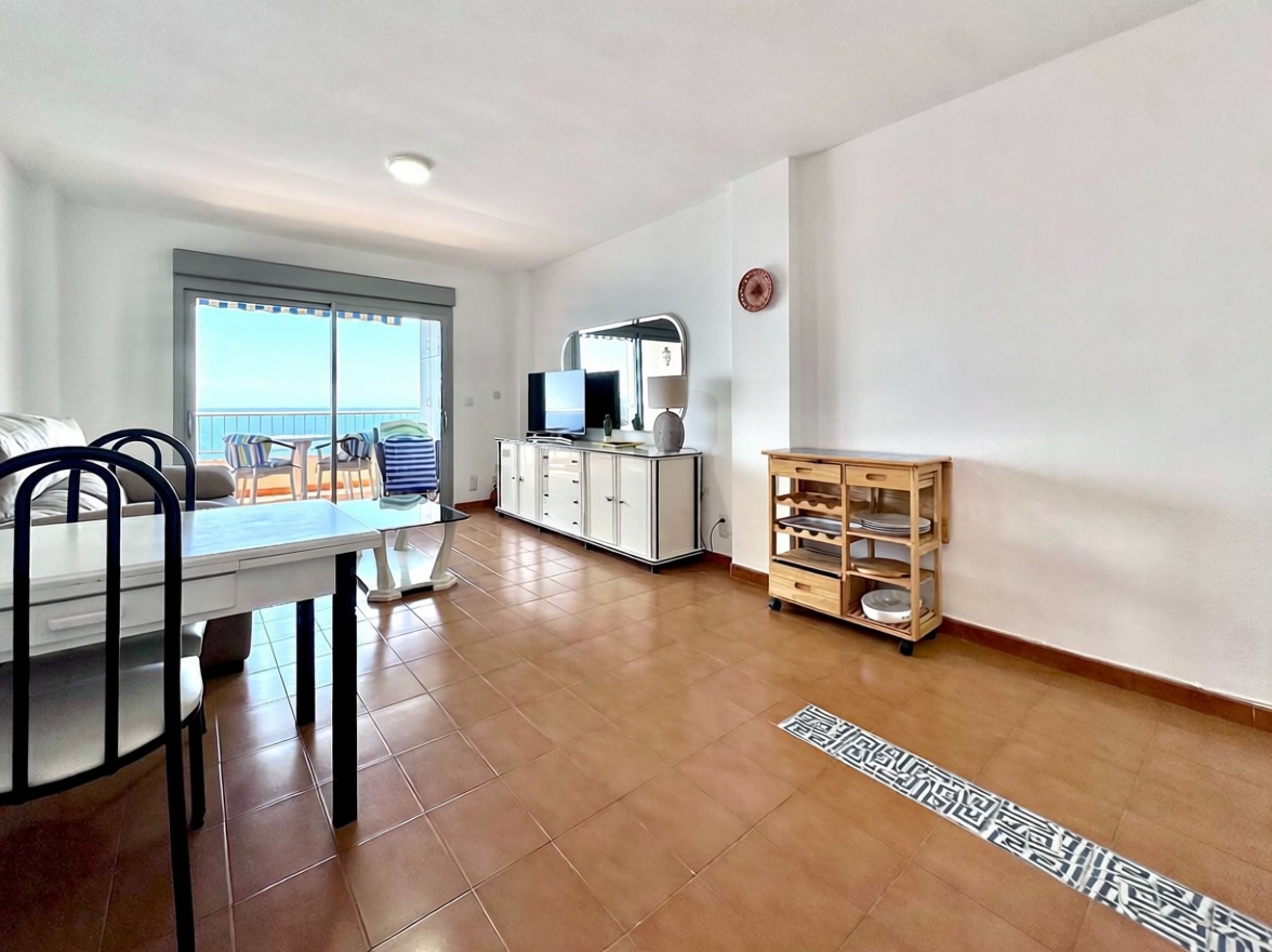 Apartamento em primeira linha de praia em Almuñécar — Cozinha