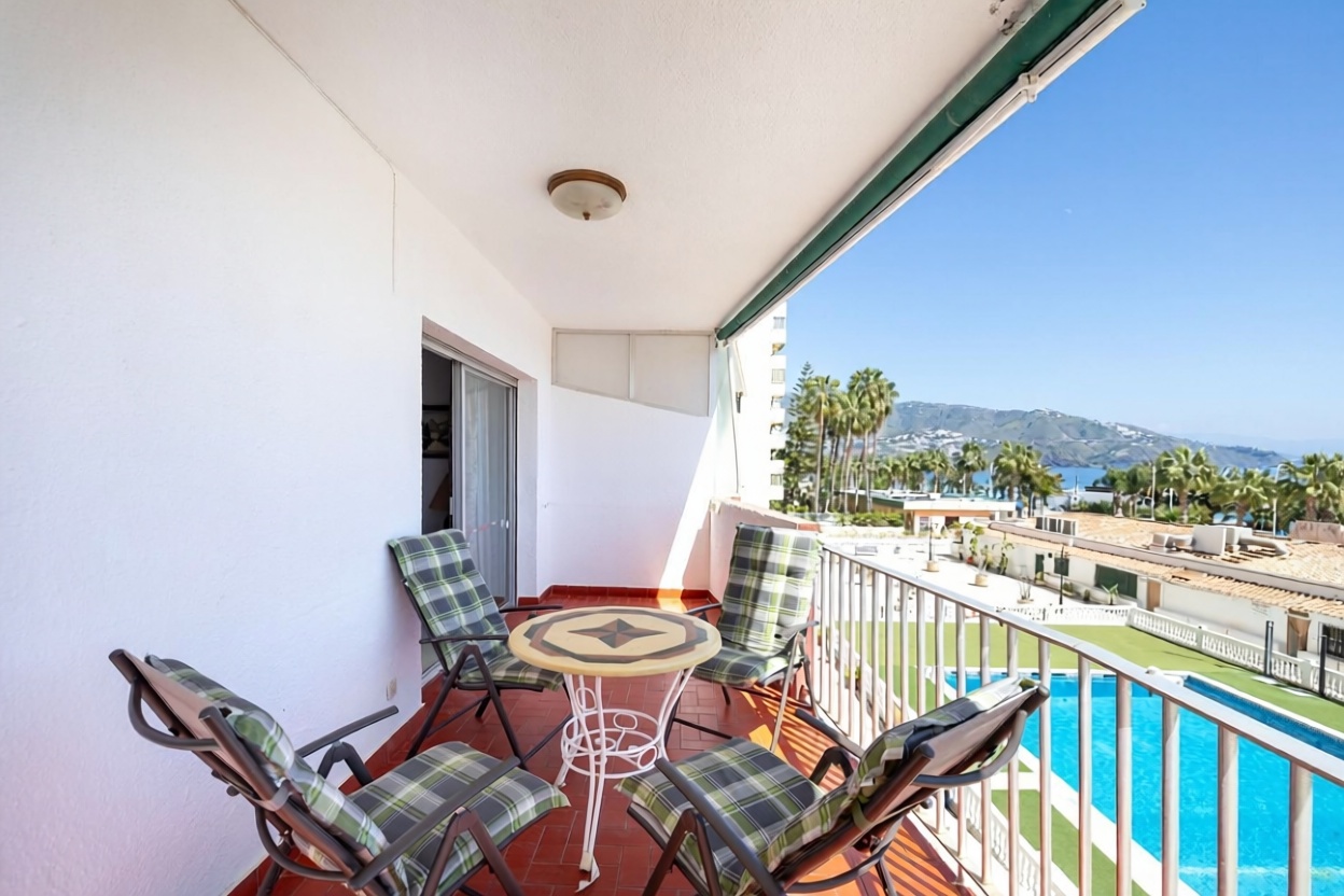 Apartamento em primeira linha de praia em Almuñécar — Terraço mar