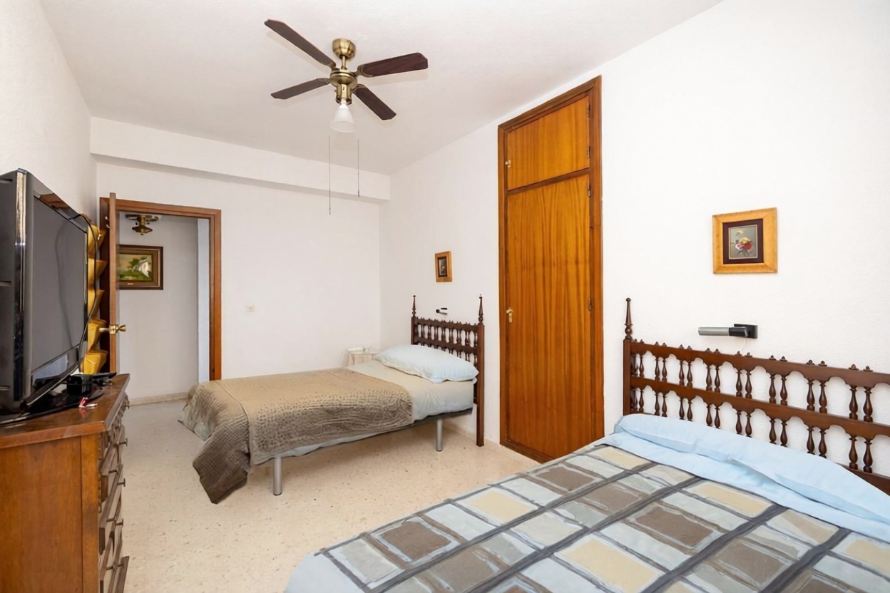 Apartamento em primeira linha de praia em Almuñécar — Quarto