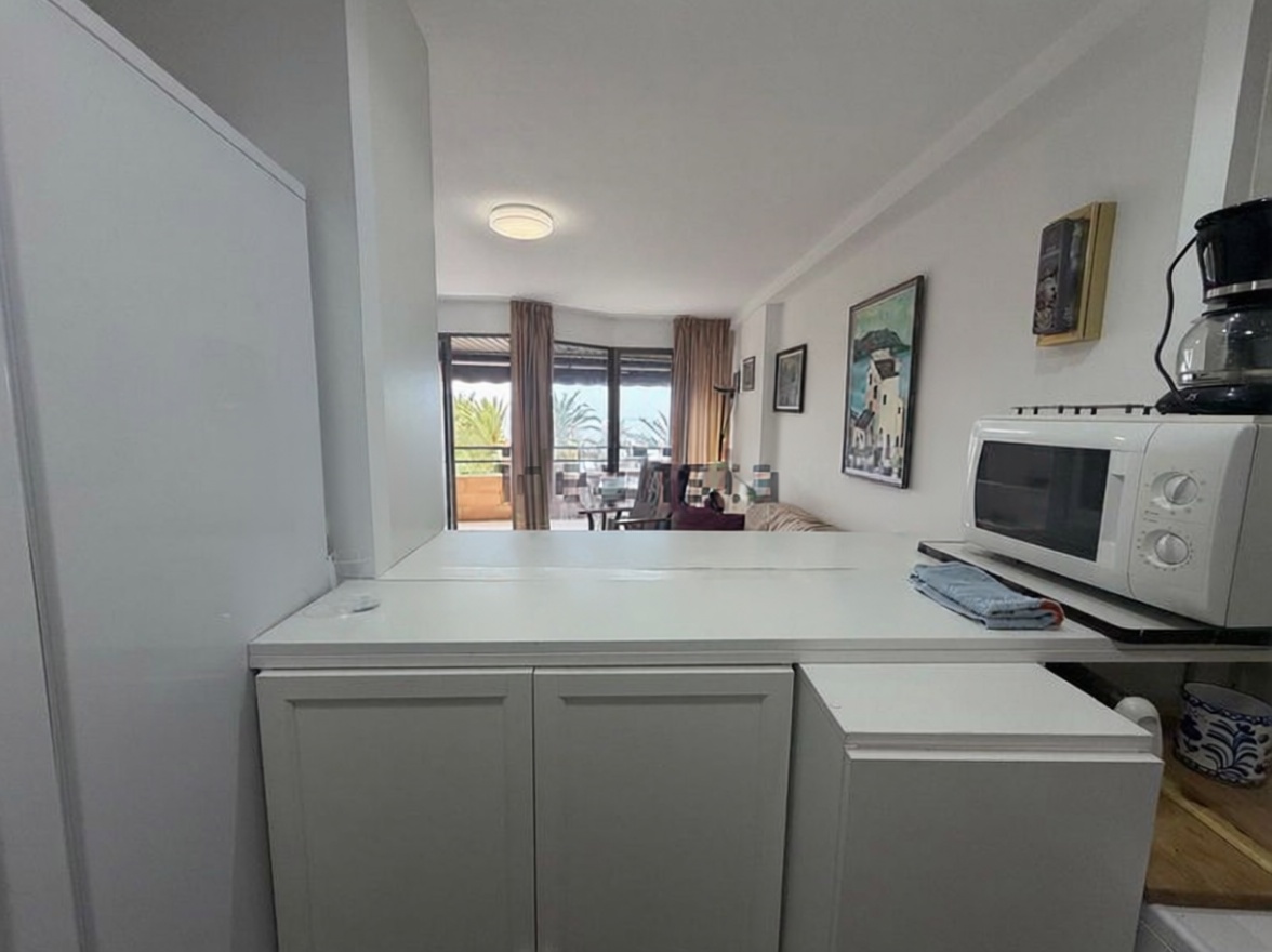 Apartamento em primeira linha de praia em Almuñécar — Cozinha