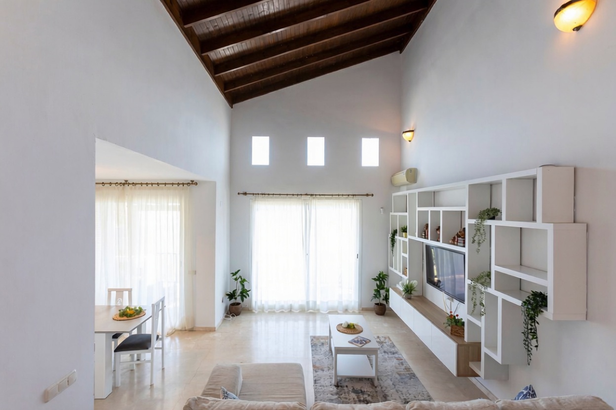 Chalet com acesso direto à praia em Almuñécar — Sala