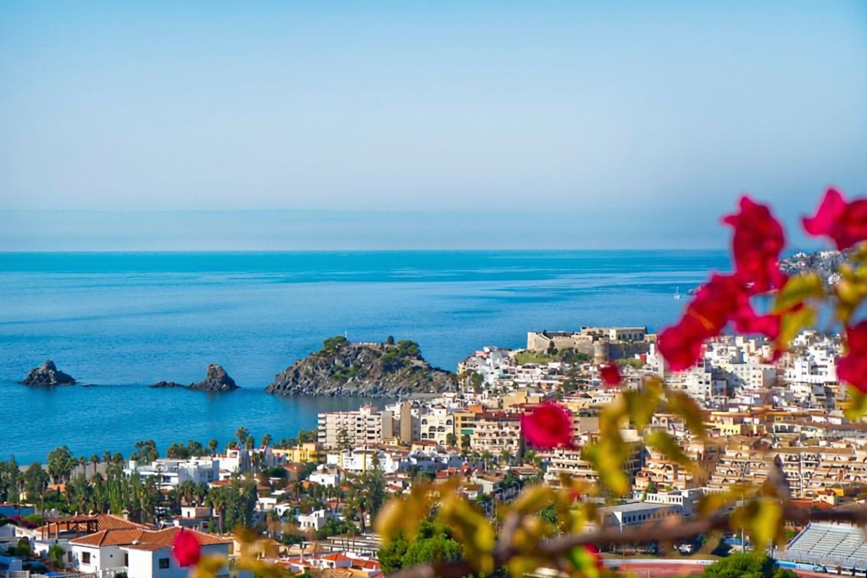 Chalet avec accès direct à la plage à Almuñécar — Vue mer