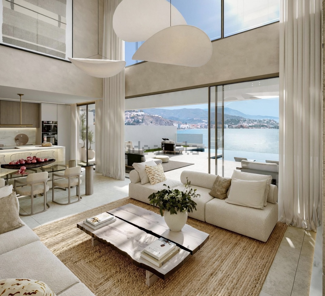 Chalet com acesso direto à praia em La Herradura — Sala