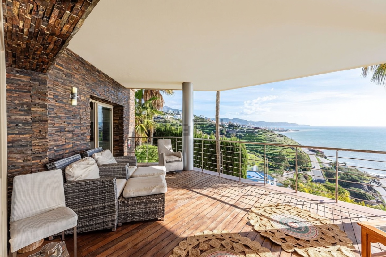 Appartement en première ligne de plage à Torrox — Terrasse mer