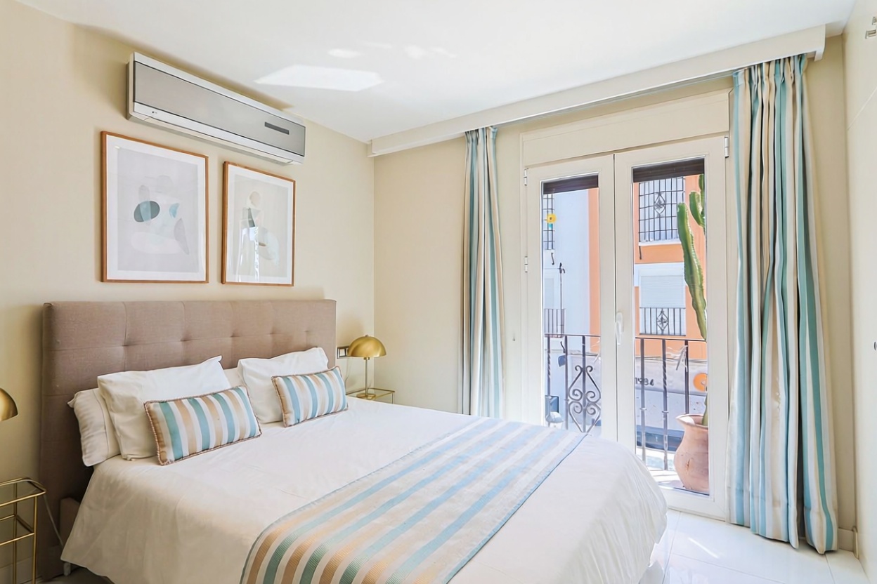 Apartamento em primeira linha de praia em Nerja — Quarto