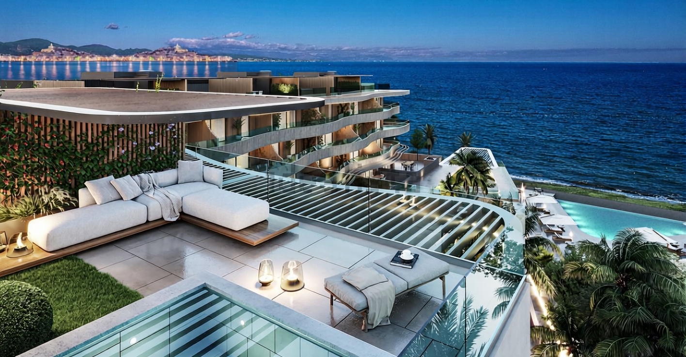 Apartamento em primeira linha de praia em Nerja