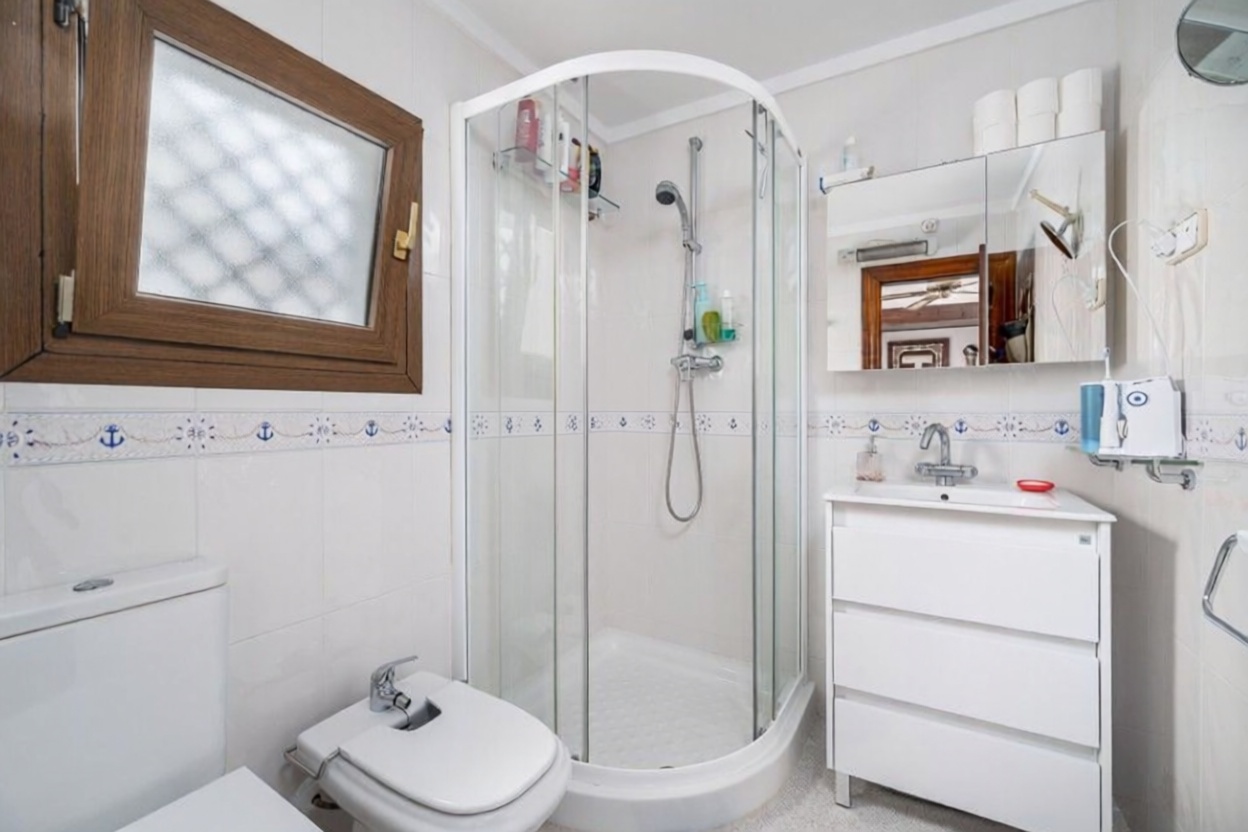 Maison avec accès direct à la plage à Nerja — Sanitaires