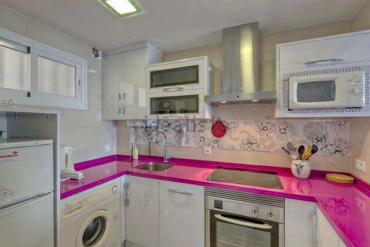 Appartement en première ligne de plage à Nerja — Cuisine
