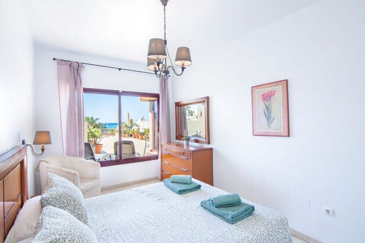 Apartamento em primeira linha de praia em Nerja — Casa banho