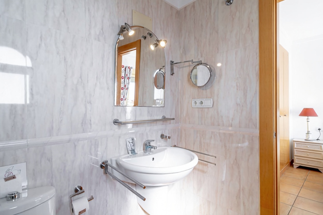 Ático en primera línea de mar en Nerja — Dormitorio
